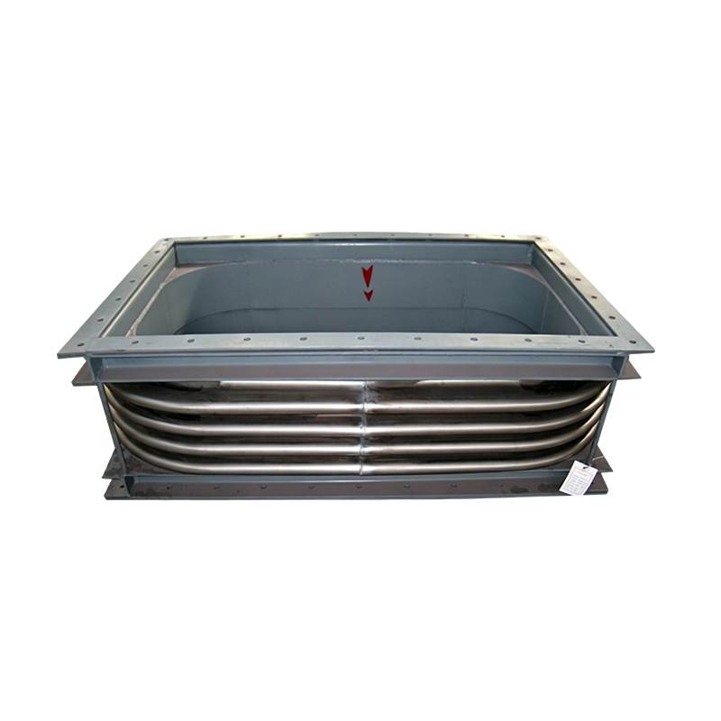 Rounded-corner rectangular metal expansion joint